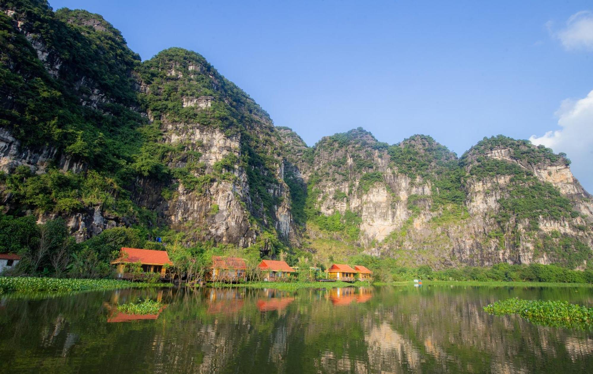 Xuan Son Lakeside Bungalow Ninh Binh Dış mekan fotoğraf