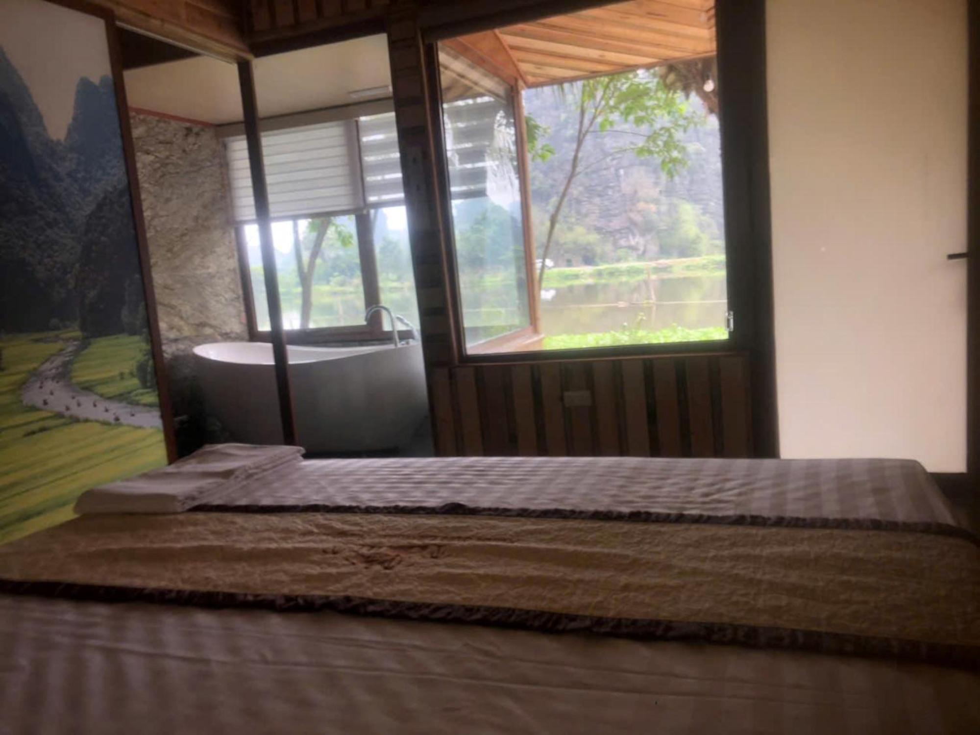 Xuan Son Lakeside Bungalow Ninh Binh Dış mekan fotoğraf